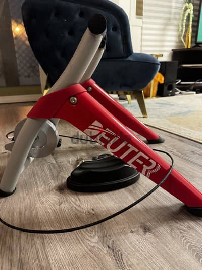 Bicycle home trainer rarely used half price