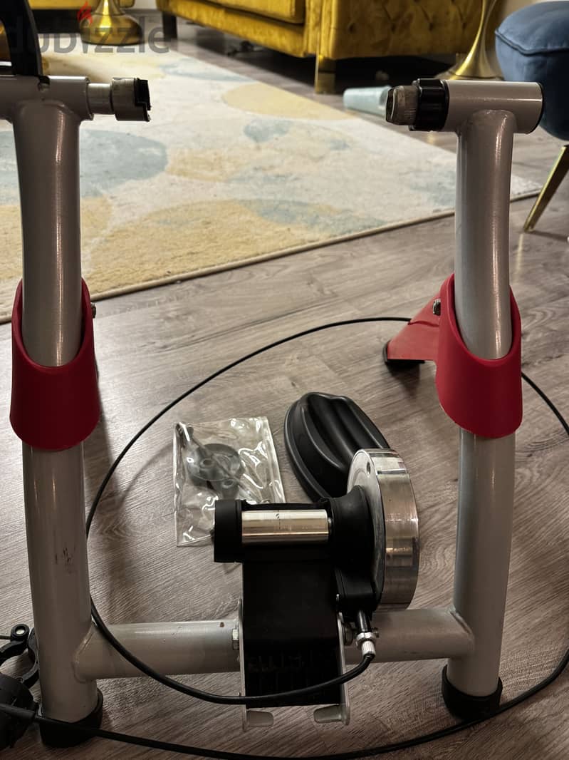 Bicycle home trainer rarely used half price 1