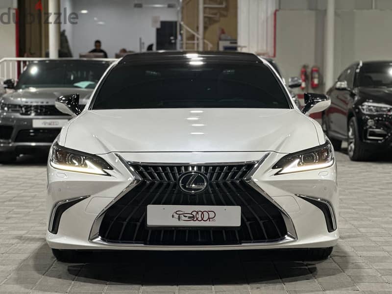 Lexus ES 350 2023 1