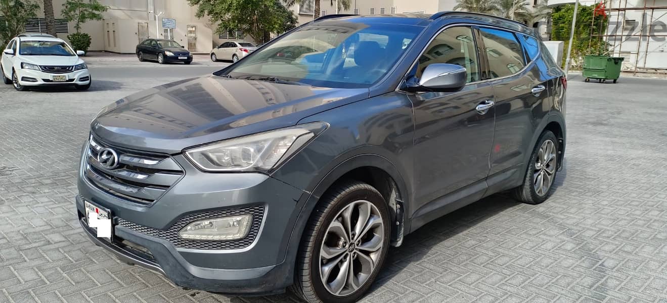 Hyundai Santa Fe 2013 - 3.3L AWD Full Option 8