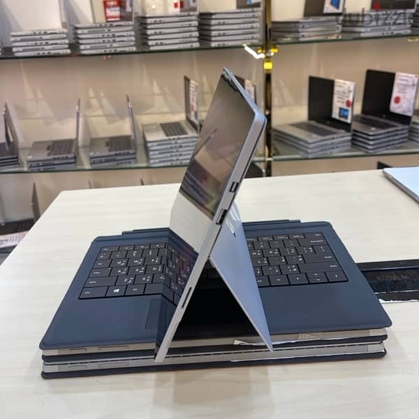 Microsoft Surface Pro 5 Core i5-7th Generation 2