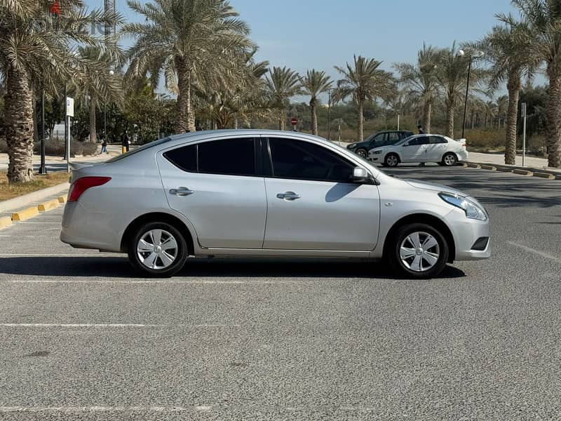 Nissan Sunny 2018 3