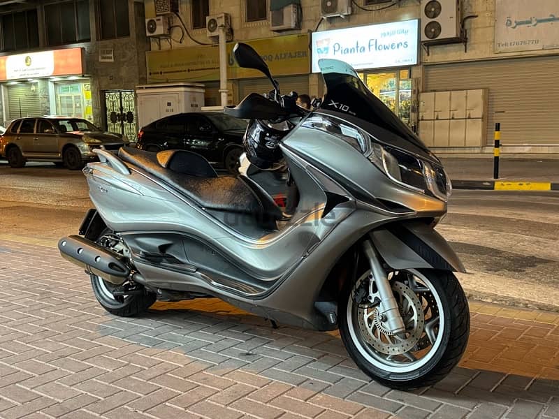 سكوتر بياجيو ايطالي piaggio x10 500cc 2015 for sale 0