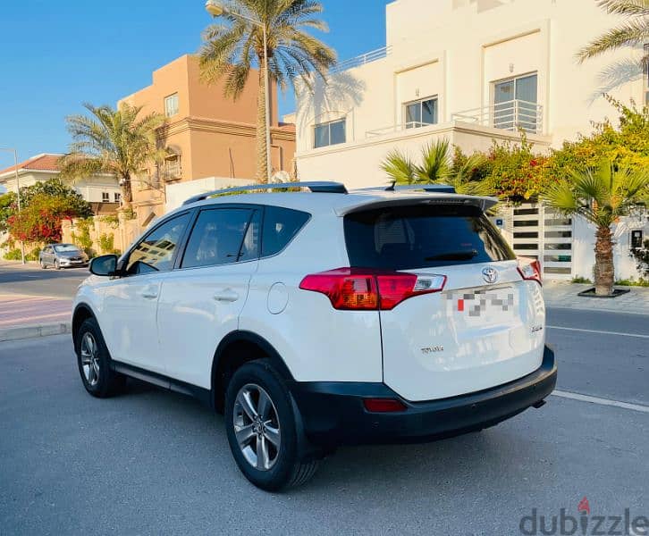 Toyota Rav4 2015 model for sale 5200 bd /- 7