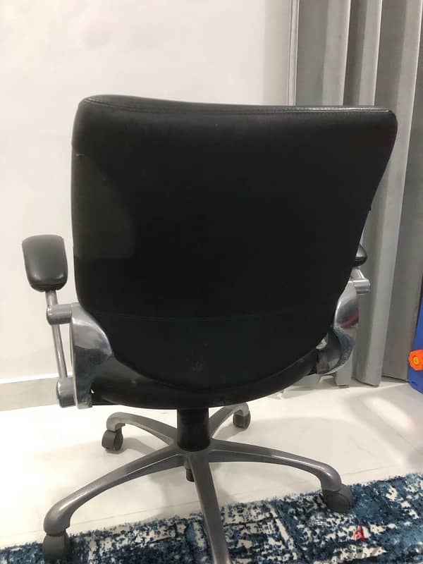 للبيع كرسي مكتب / office chair for sale 1