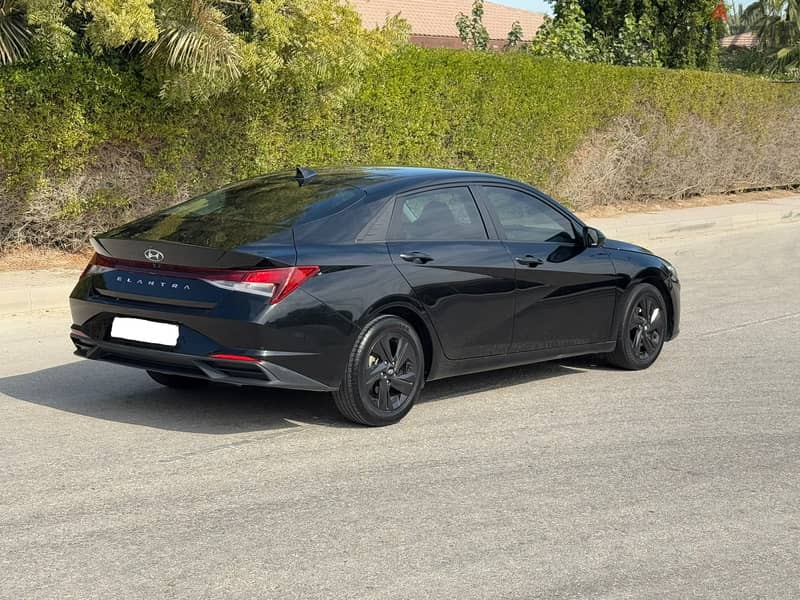 Hyundai Elantra 2021 6