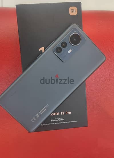 Xiaomi mi 12 pro  premium model 12 gb ram 256 gb memory