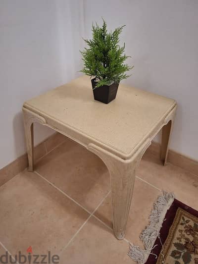 Center table size 20×22 inches  2 BD