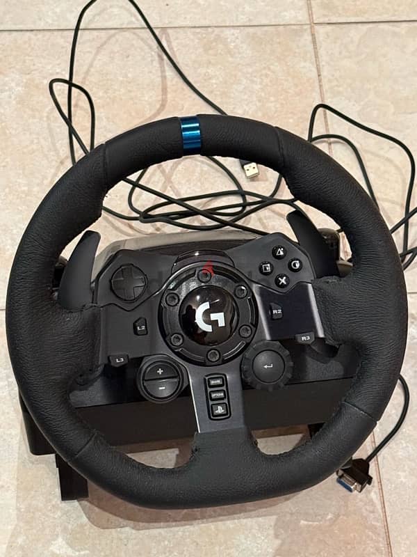 Logitech G923 steering wheel and pedals, with Logitech shifter 1