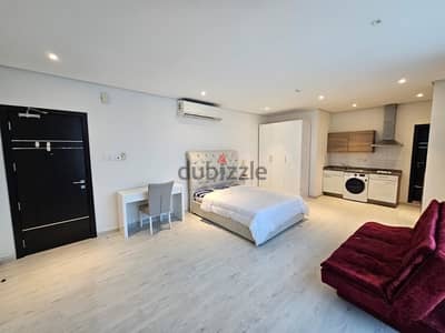 studio rent 220 bd Mahooz call 3939 5080