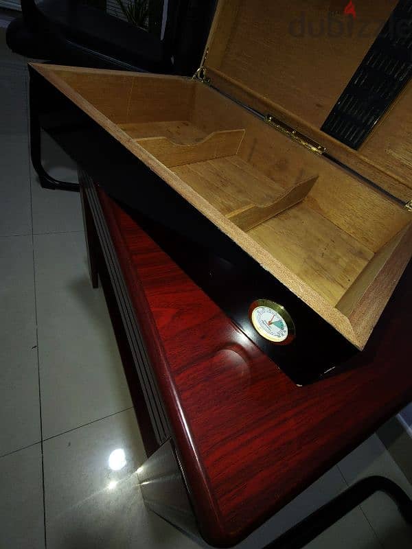 Che Guevara humidor, for 120 cigars, 2