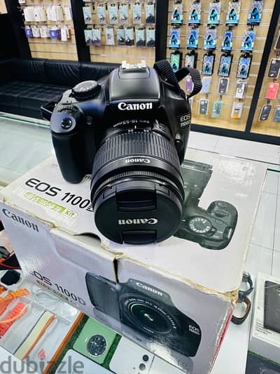 canons EOS 1100d camera