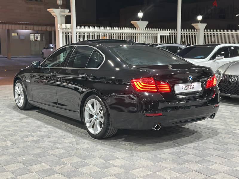 BMW 5-Series 2014 535 i 9