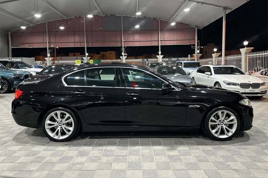 BMW 5-Series 2014 535 i 13