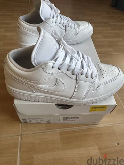 Air Jordan 1 Low Triple White