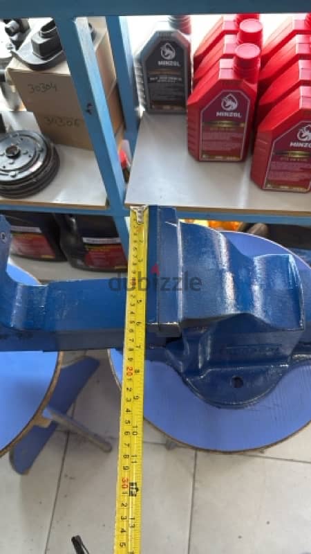 very heavy duty vice 1