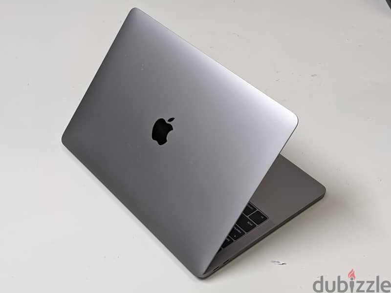 MacBook Pro 2016 Core i5 Display 13.3" Screen 8GB Ram 250GB Memory 5