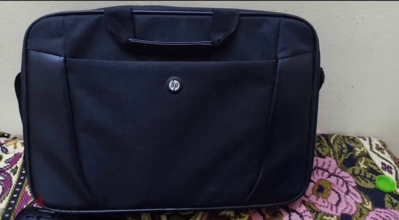 Hp i5 6th gen with free original bag 2