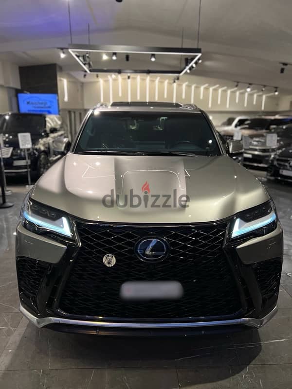 Lexus LX-Series 2023 3