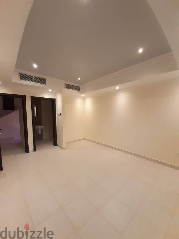 للايجار فيلا في عالي 36677314 For rent, a clean villa in Aali 2