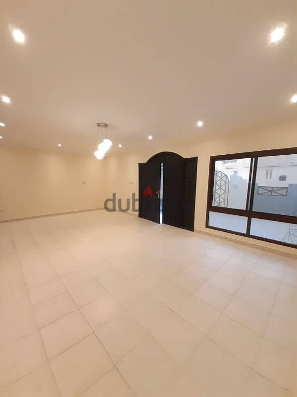 للايجار فيلا في عالي 36677314 For rent, a clean villa in Aali 3