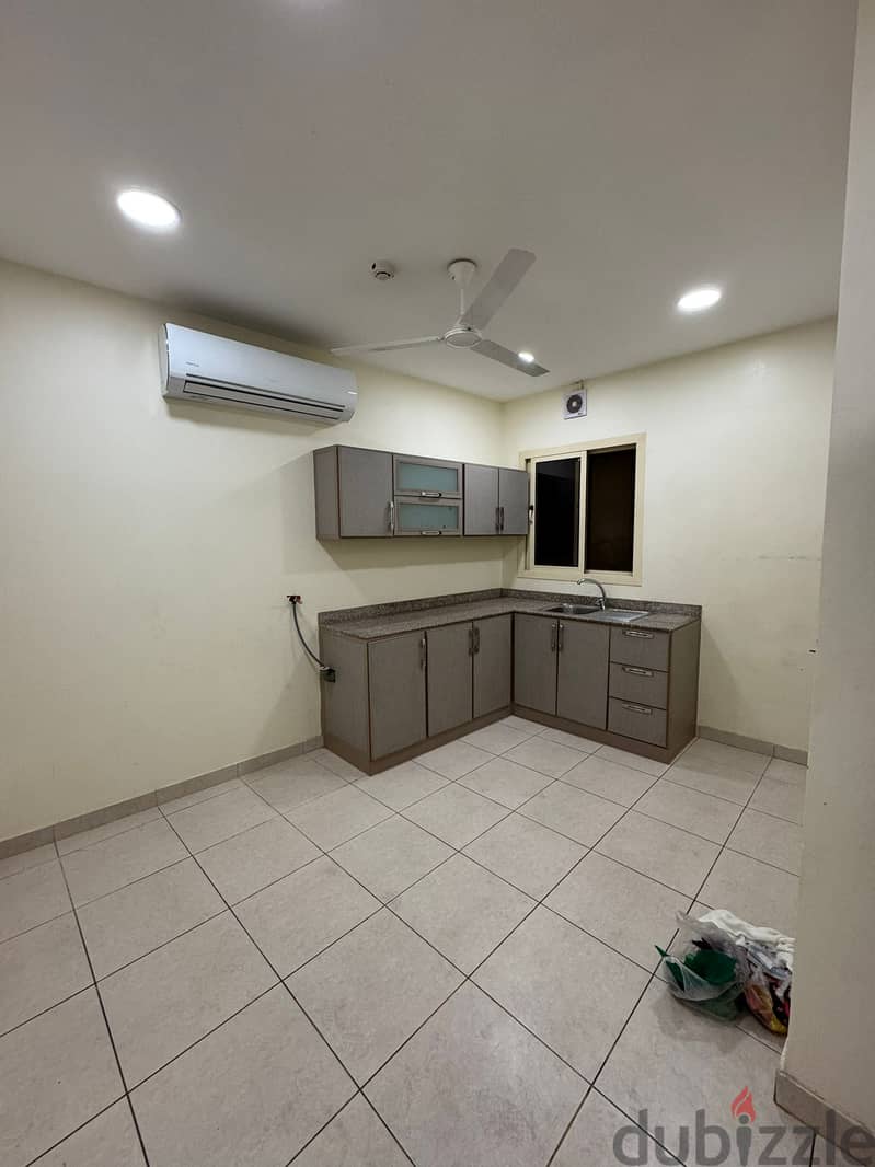 Flat for rent in Hoora 2 Bedroom near Zainal Mart 1