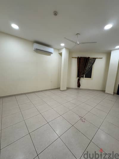 Flat for rent in Hoora 2 Bedroom near Zainal Mart