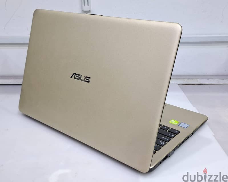 ASUS i7 8th Generation Laptop 32GB RAM + NVidia 4GB Graphics 15.6" LED 6