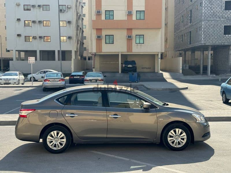 Nissan Sentra 2016 4