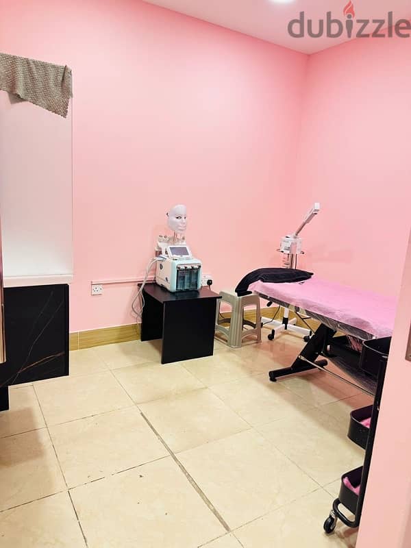 Running salon for sale 4