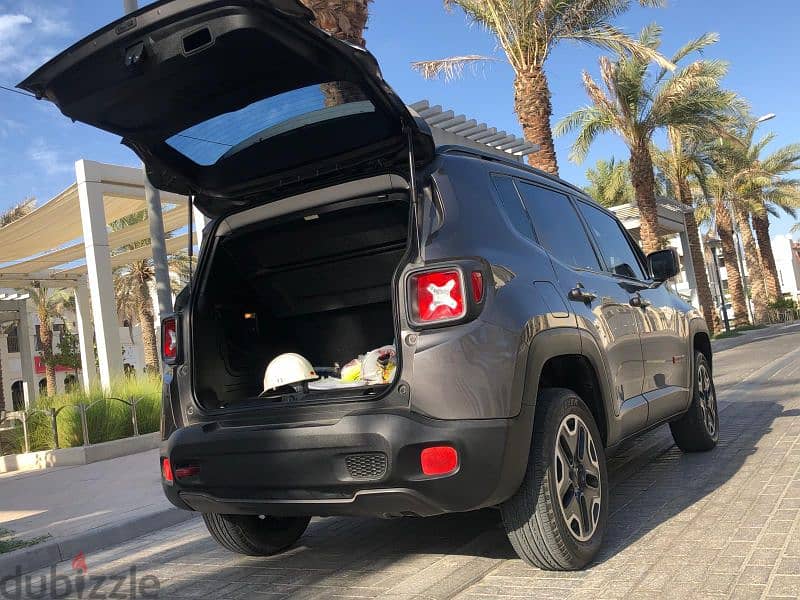 Jeep Renegade 2016 model trailhawk for sale 1