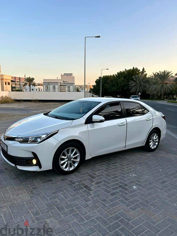 Toyota Corolla 2015 2.0L Facelift  *3*3*0*3*9*3*8*9 10