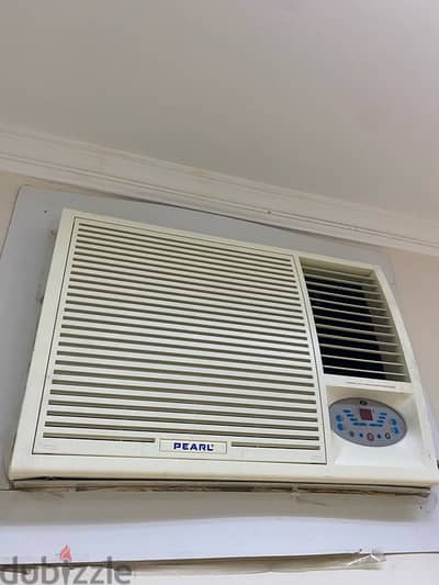 Good condition window A/C