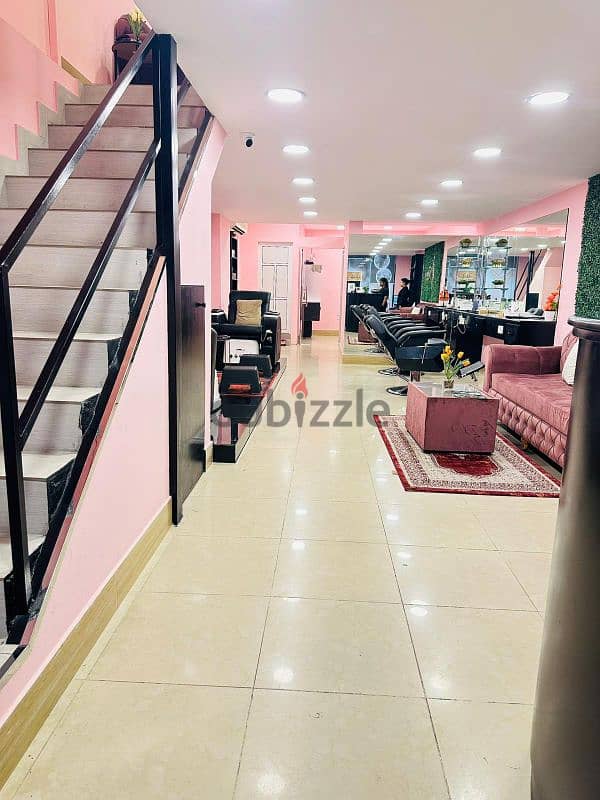 Salon for sale 0