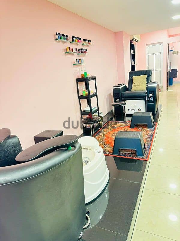 Salon for sale 2