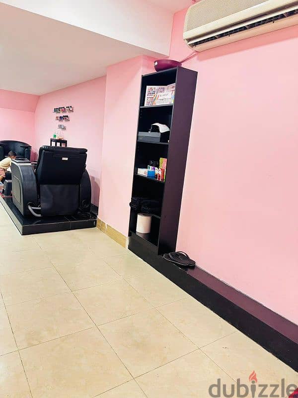 Salon for sale 7