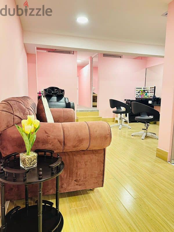 Salon for sale 9