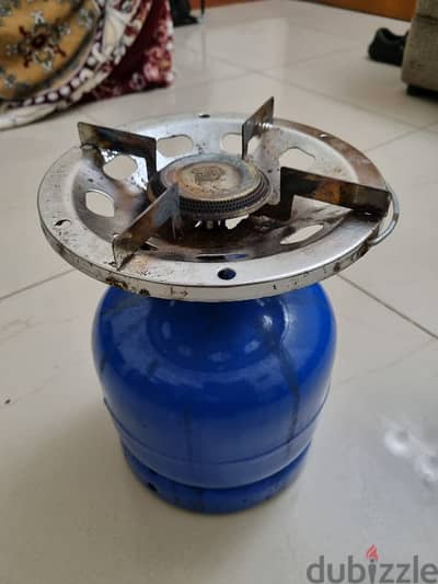 Small Gas cylinder with stove