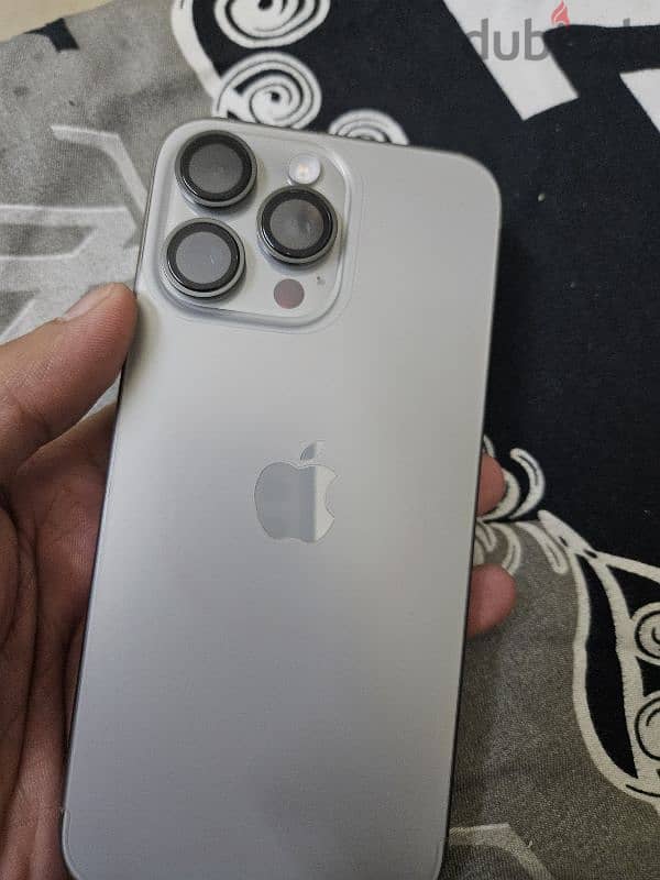 I want to sale my iphone 15 pro max natural titanium 0