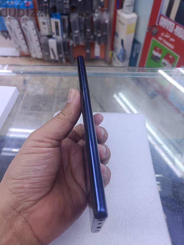 Samsung Note 9.128GB storage. 6GB RAM. Blue Colour. 3