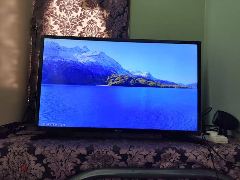 SAMSUNG LED HD 32 INCH TV FOR SALE 1