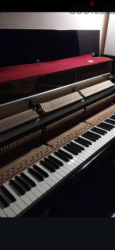 yamaha upright piano