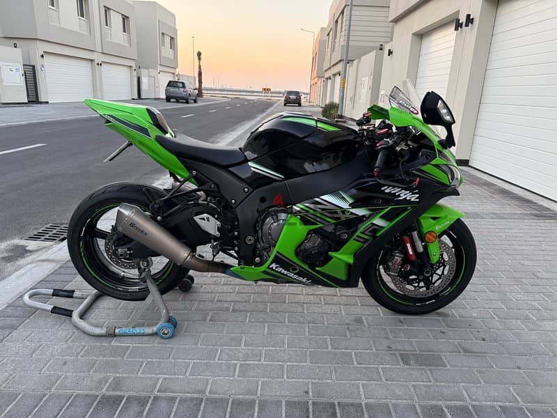 2016 ZX10R 1