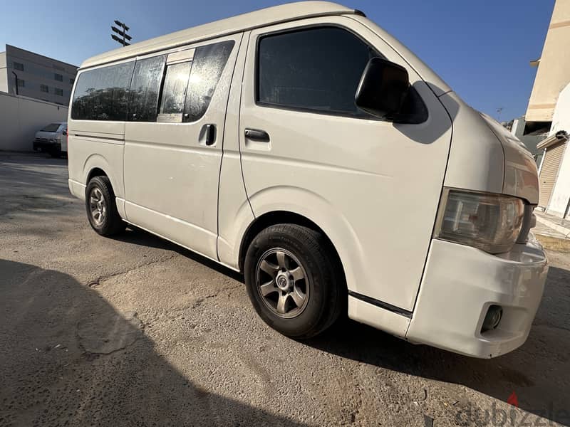 Toyota hiace 2013, automatic gear 1