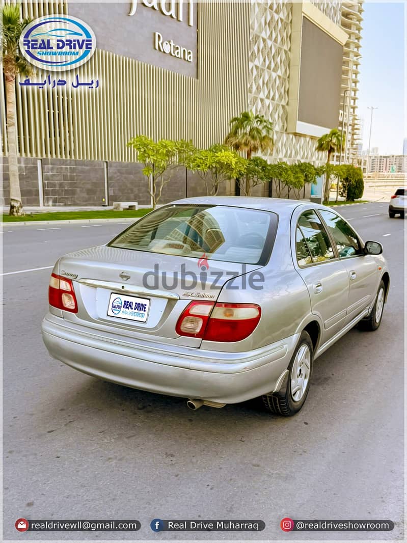 NISSAN SUNNY Year-2003 Engine-1.8 L V4 Color Silver 3