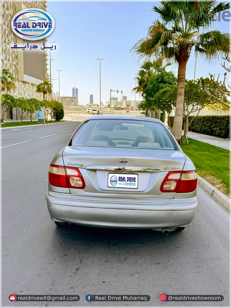 NISSAN SUNNY Year-2003 Engine-1.8 L V4 Color Silver 5