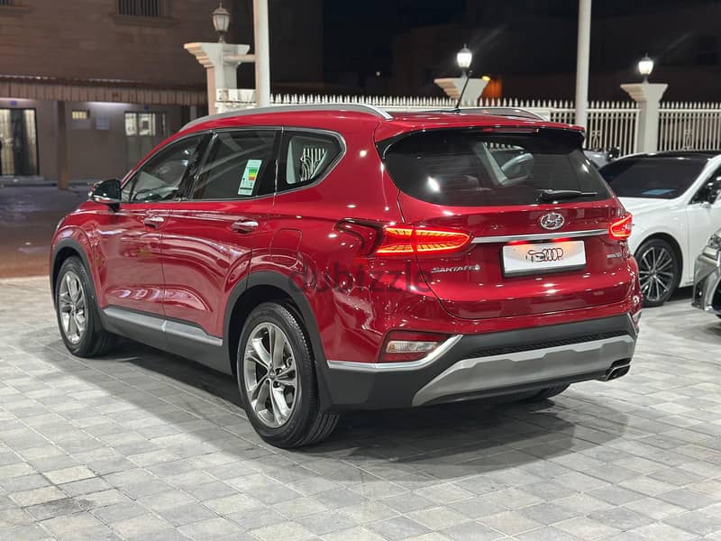 Hyundai Santa Fe 2018 3.5 9