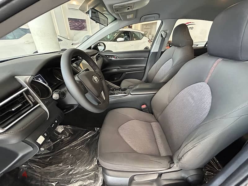 Toyota Camry GL MODEL 2018 FOR SALE 4