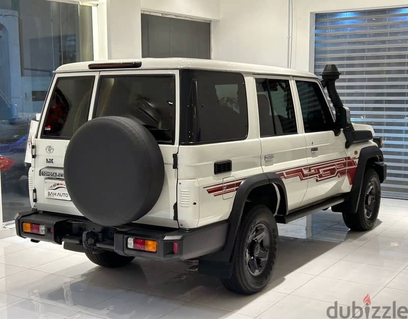 Toyota Land Cruiser 76 2024 MODEL DIESEL FOR SALE 5