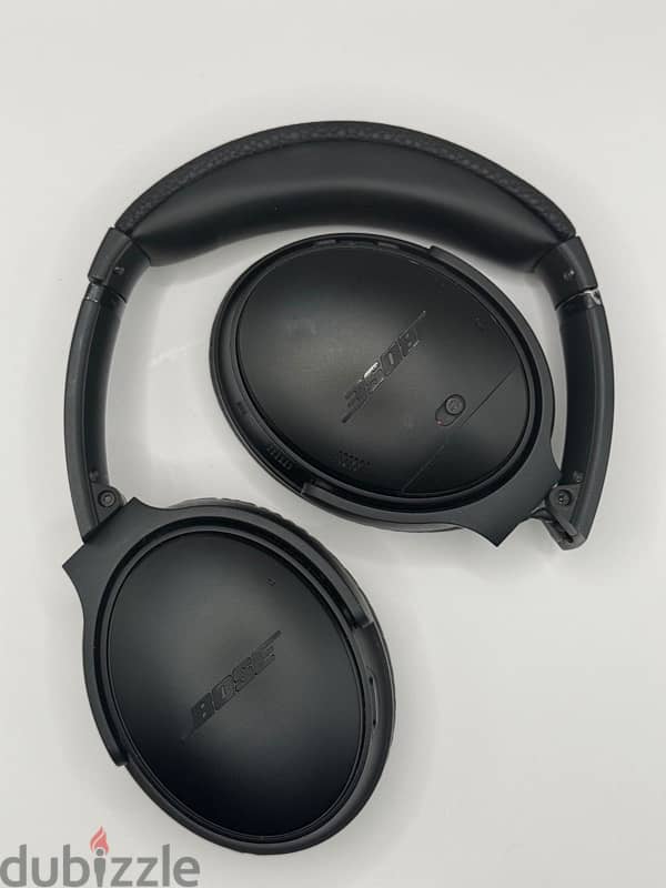 Genuine Bose Headphones QC35 3